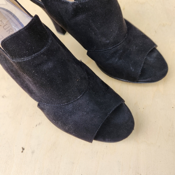 Naturalizer Deborah Slingback Black Peep Toe Casual Heels - Size 10 M - Picture 3 of 11